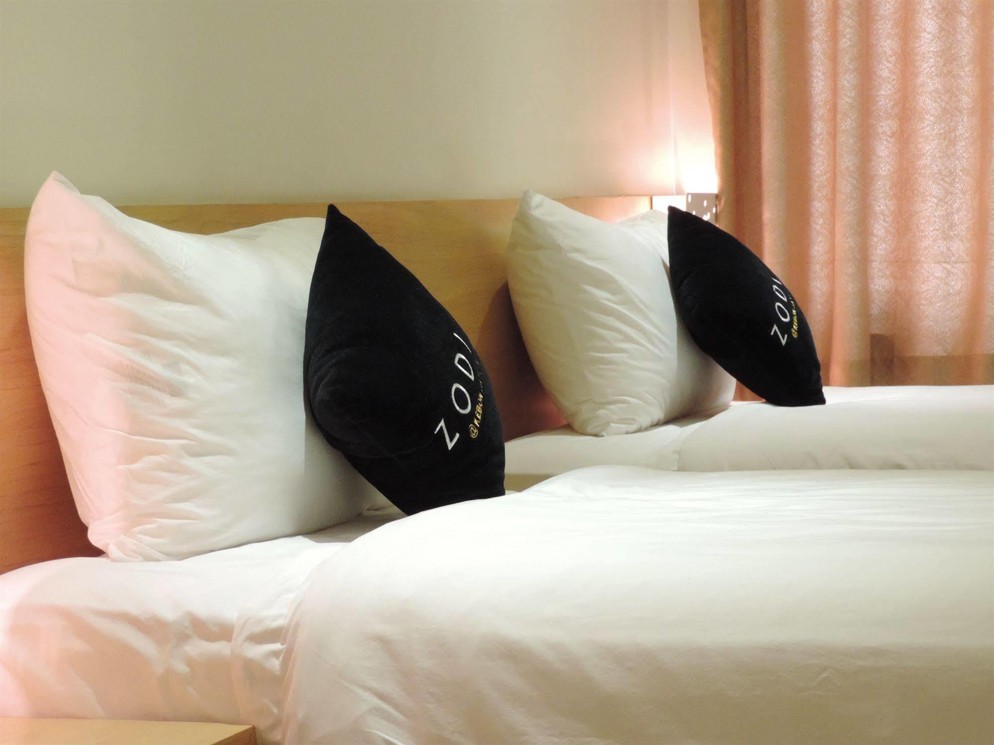 Zodiak Kebon Jati By Kagum Hotels Bandung Exterior photo